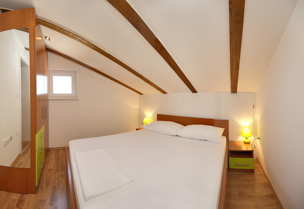 Apartmani Gavran セヴィド 部屋 写真