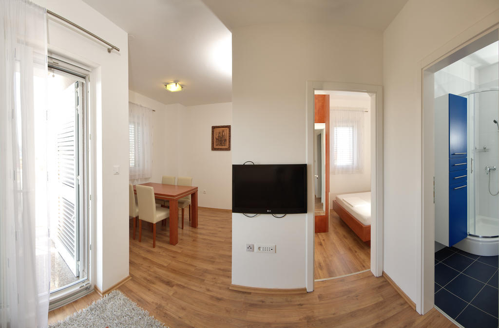 Apartmani Gavran セヴィド 部屋 写真